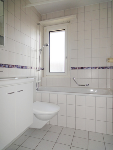 GEMÜTLICHE WOHNUNG MIT BALKON AN ZENTRALER LAGE - Foto 3