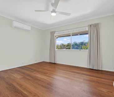 Large Family Home - Photo 2