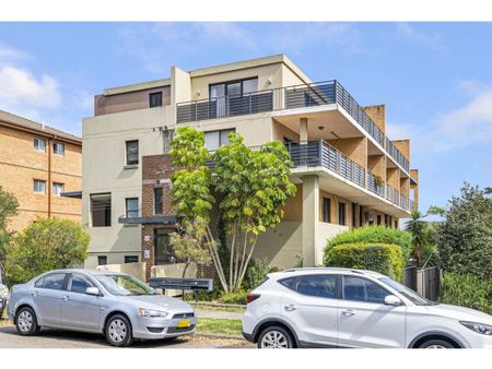 Stylish Living in Prime Hurstville Location - Photo 3