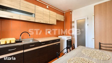 Apartament trei camere mobilat zona Astra - Photo 2
