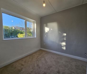 108 Joanmount Park, - Photo 3