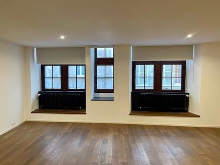 Appartement traversant de 3 pièces, 70m2 environ, au 1er étage avec balcon. - Foto 3