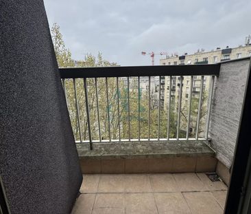 Location Appartement 1 pièce 35m² PARIS 10ème - Photo 1