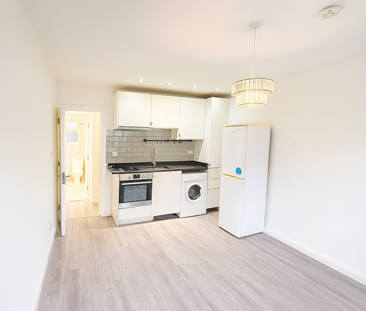 2 bedroom maisonette to rent - Photo 6