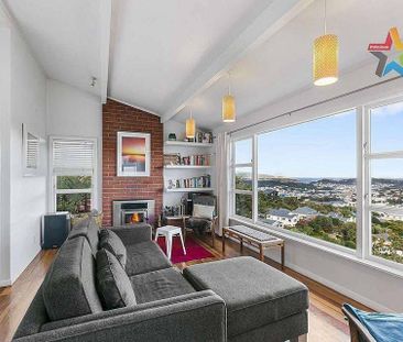 Spacious 5-Bedroom Furnished House in Northland - Photo 3