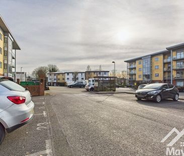 Hollin Bank Court, Bolton Road, Blackburn - Photo 2