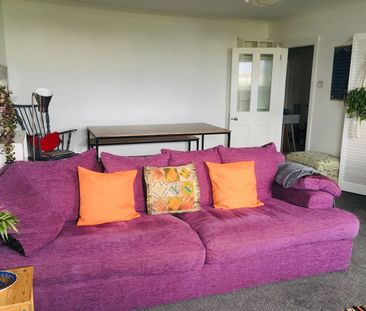 2 Bed Flat, Sussex Square, BN2 - Photo 3