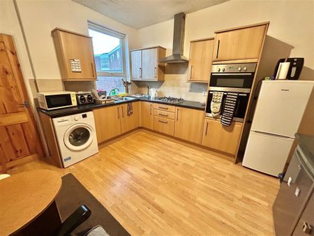 Sherbrook Terrace, Nottingham, Daybrook - Photo 5