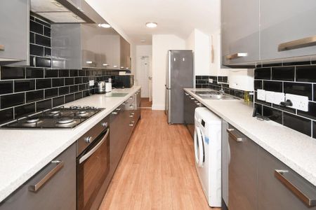 1 bedroom semi-detached house to rent - Photo 3