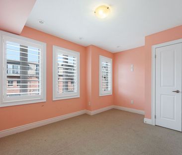 For Lease - 290 Royalton Common Unit# 67, Oakville, Ontario - Photo 5