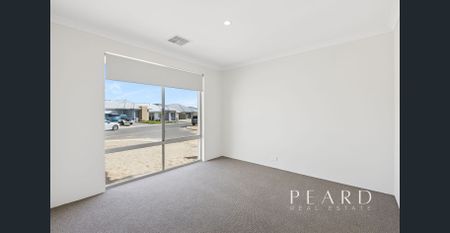 BIG & BRAND NEW!!! - Photo 4