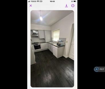 3 bedroom detached house to rent - Photo 2