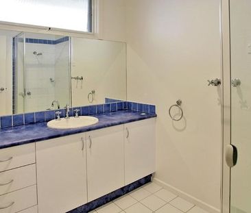 Thinking of selling? Contact our agent - Photo 5