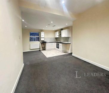 2 bedroom flat to rent - Photo 6