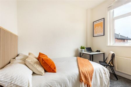 Claridge Road, Stoke-on-Trent, Staffordshire, ST4 - Photo 4