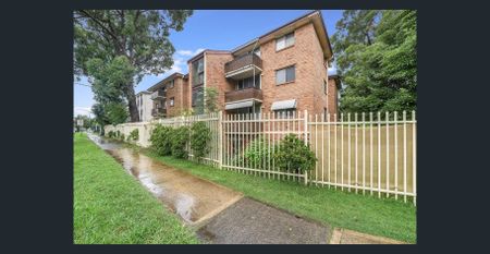 First Floor Beauty! - Photo 5