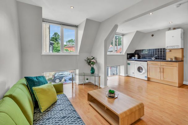 23 CLIFF ROAD - DESIGN HOUSE Leeds - LS6 2ET - Photo 1