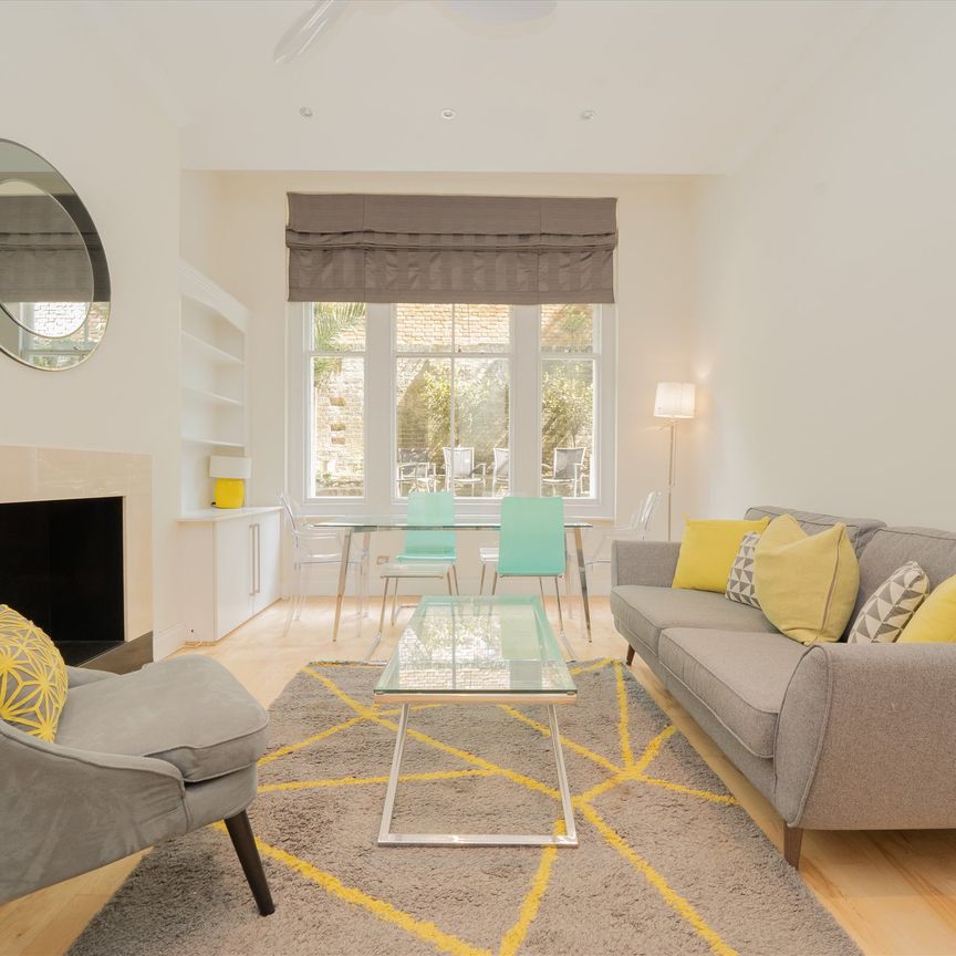 Embankment Gardens, Chelsea, SW3, London - Photo 1