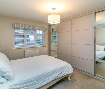 4 bedroom detached house to rent - Photo 3