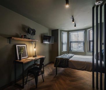 1 bedroom in a house share to rent - Photo 2