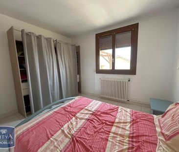 Location Appartement 3 pièces 79m² AGEN 47000 - Photo 4