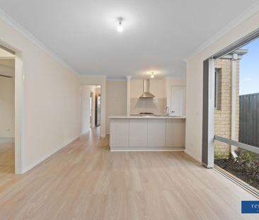 30 Monaghan Close, Baldivis, WA 6171 - Photo 5