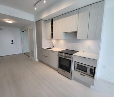 For Lease - 3900 Confederation Parkway Unit# 4711, Mississauga, Ont... - Photo 4