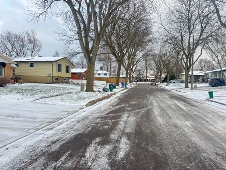 For Lease - 3816 Panama Court, Niagara Falls, Ontario - Photo 3