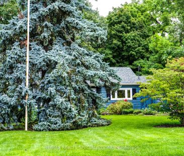 Detached Home For Lease | W9264224 - Photo 1
