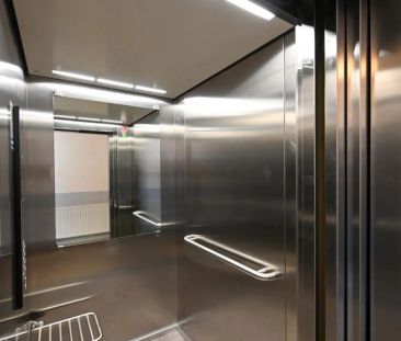Pronájem krásného bytu o dispozici 1+kk s prostorným sklepem, ul. E... - Fotografie 3