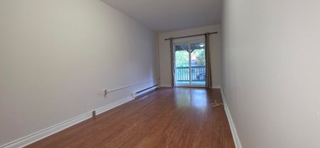 For Lease - 89 Centre Street Unit# Main Floor, Richmond Hill, Ontario - Photo 2