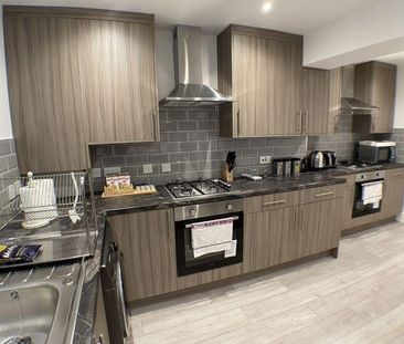 1 bedroom in a house share to rent - Photo 1
