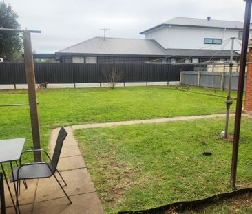 Flinders Park - Photo 2