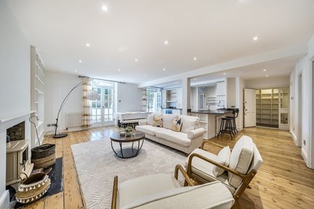 2 Bed Flat, Lee Terrace, SE3 - Photo 2