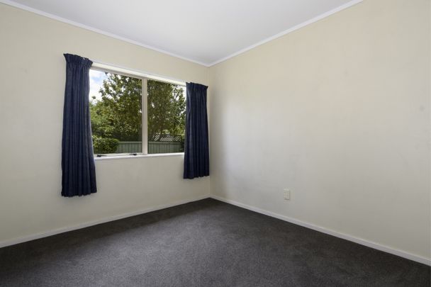 Secure Family Home - Brookfield - Photo 1