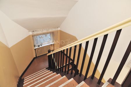 Kawalerka świeżo po remoncie - Zdjęcie 2