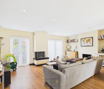 4 bedroom semi-detached house to rent - Photo 1