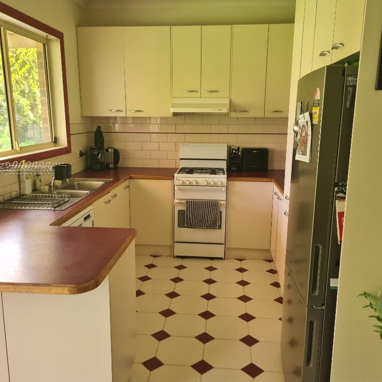 18 McLean Crescent, Wodonga VIC 3690 - House For Rent | Domain - Photo 1