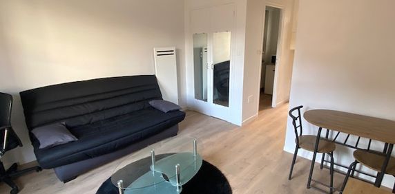 Location Appartement 1 pièce 22m² - Photo 2