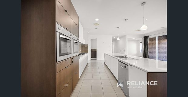 Large Family Home in Great Location - Photo 1