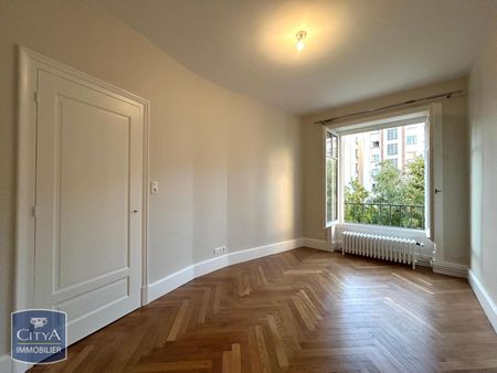 Location Appartement 3 pièces 98m² LYON 6ème - Photo 5