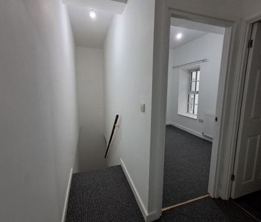 2 bedroom maisonette to rent - Photo 6