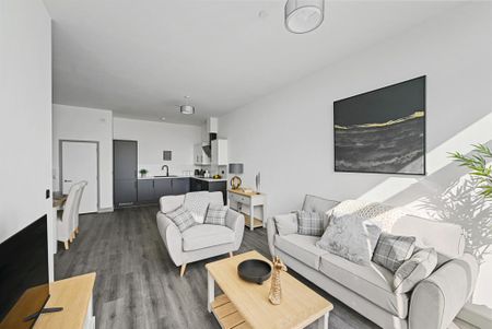 2 bedroom penthouse to rent - Photo 2