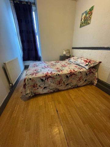 Room in a Shared House, Tower Mews, E17 - Photo 2