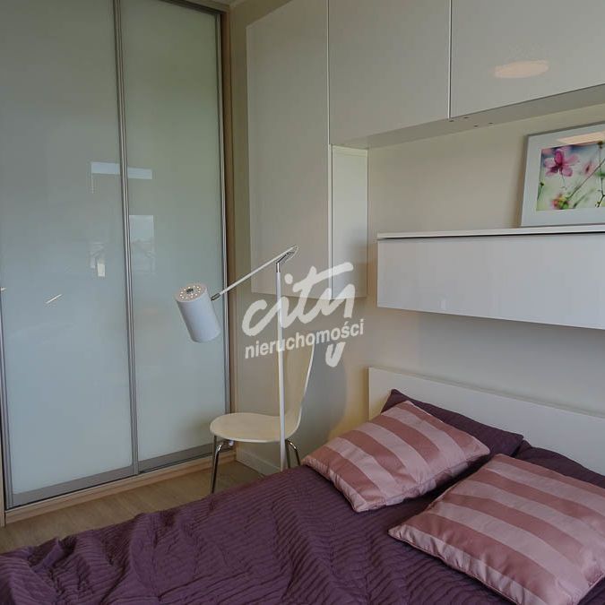 Centrum. Umebl. apartament 2pok. balkon 2600+340 - Zdjęcie 1
