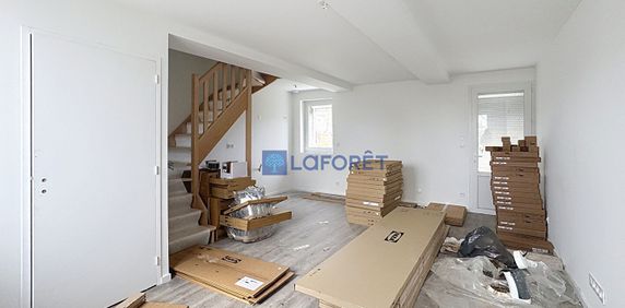 House - Photo 2