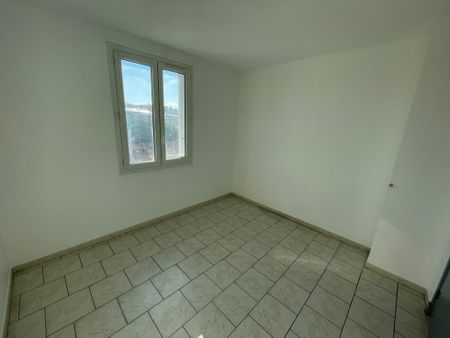 Appartement 67.7 m² - 3 Pièces - Alès (30100) - Photo 3