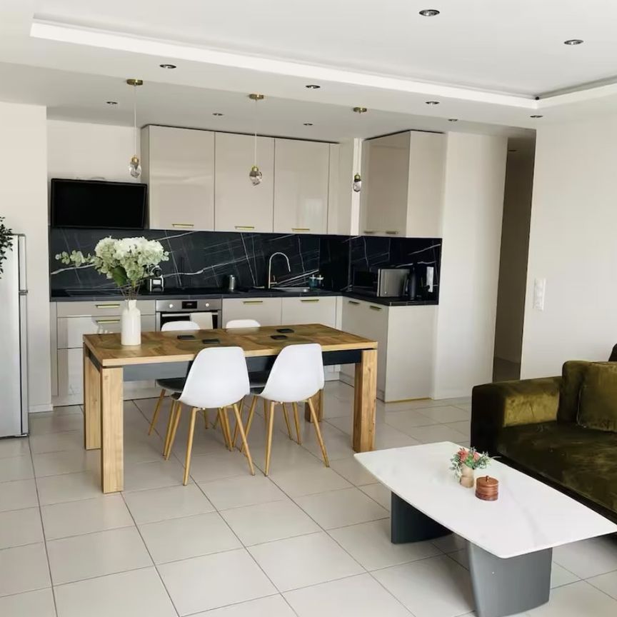 Location Appartement 3 pièces 66m² SCHILTIGHEIM 67300 - Photo 1