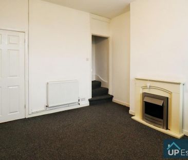 2 bedroom property to rent - Photo 1