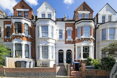 Callcott Road, Brondesbury Park, NW6 - Photo 3
